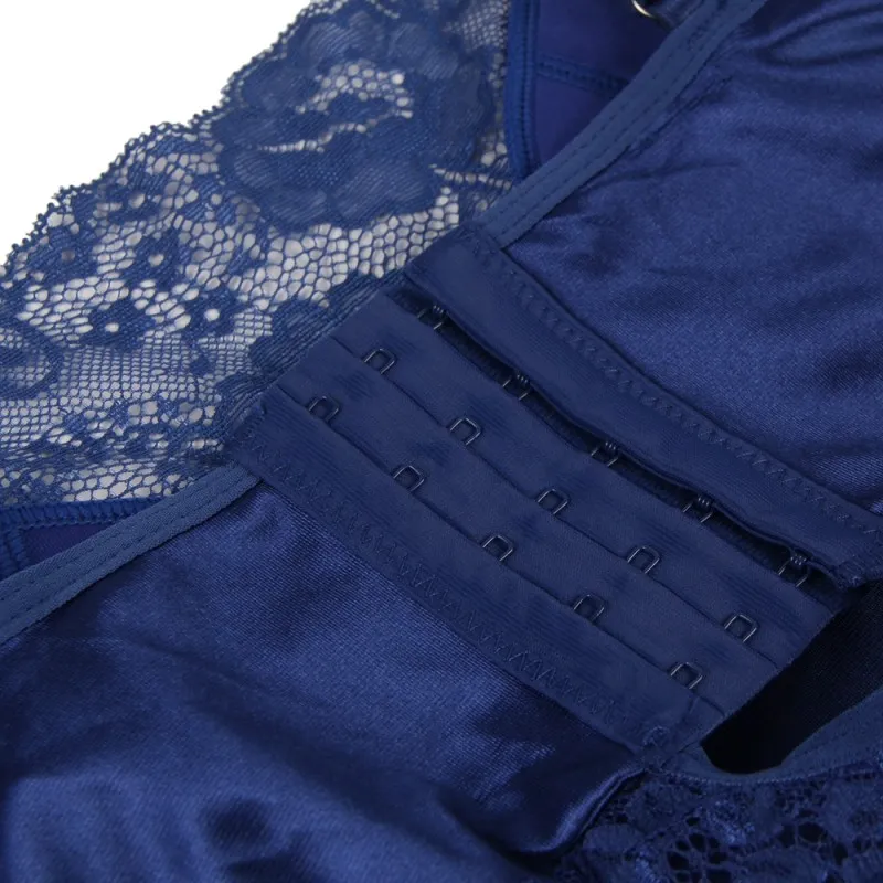nuisette-grande-taille-bleue-ohoui (3).webp